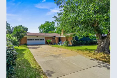114 20th Avenue, Texas City, TX 77590 - Photo 1