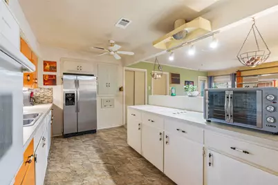 114 20th Avenue, Texas City, TX 77590 - Photo 8