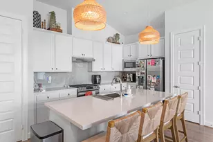 502 W Donovan St, Houston, TX 77091 - Photo 6