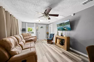 1807 Nashby St, La Marque, TX 77568 - Photo 8