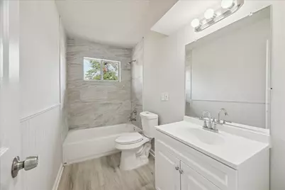 5922 Fontenelle Drive, Houston, TX 77035 - Photo 12