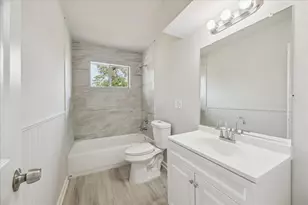 5922 Fontenelle Dr, Houston, TX 77035 - Photo 12