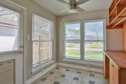 509 Belmont Drive, Friendswood, TX 77546 - Photo 32