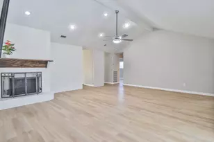 509 Belmont Dr, Friendswood, TX 77546 - Photo 10
