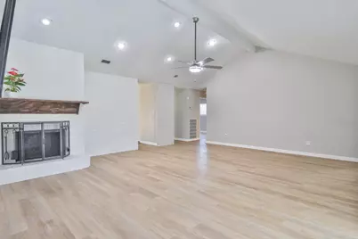 509 Belmont Drive, Friendswood, TX 77546 - Photo 10