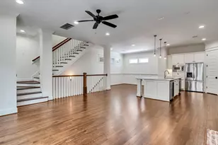 1532 Yale St, Houston, TX 77008 - Photo 8