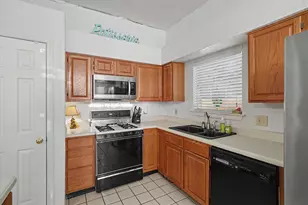 14206 Orchard Farms Ln, Houston, TX 77062 - Photo 4