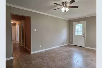 9007 Glen Shadow Drive, Houston, TX 77088 - Photo 12