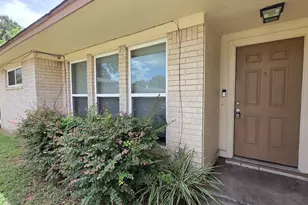 9007 Glen Shadow Dr, Houston, TX 77088 - Photo 2