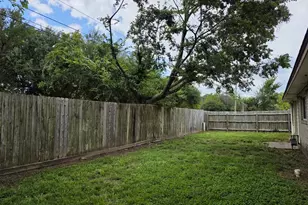 9007 Glen Shadow Dr, Houston, TX 77088 - Photo 26