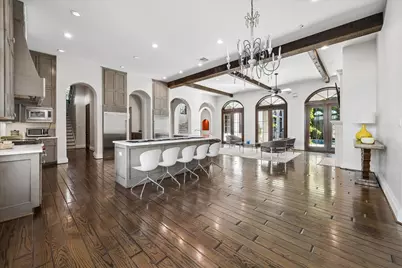 5556 Lynbrook Drive, Houston, TX 77056 - Photo 16