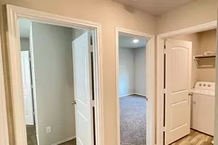 221 Pecos Dr, Huntsville, TX 77340 - Photo 8