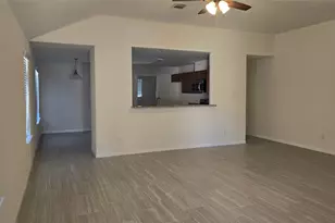 1823 Creegan Park Ct, Houston, TX 77047 - Photo 2