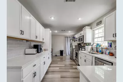 24418 Glen Loch Drive, Spring, TX 77380 - Photo 8