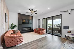 199 Waterpoint Ct, Conroe, TX 77356 - Photo 6