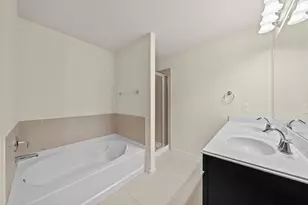 12939 Almeda Crossing Ct, Houston, TX 77048 - Photo 24