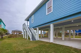 3261 Pirates Cove, Crystal Beach, TX 77650 - Photo 18