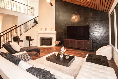 14606 Wildwood Springs Lane, Houston, TX 77044 - Photo 10