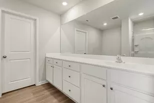 8116 Burnt Orchid Dr, Houston, TX 77016 - Photo 12