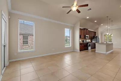 3726 Goldleaf Trail Drive, Katy, TX 77449 - Photo 10