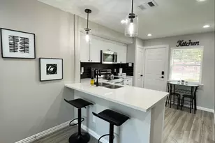 4326 Alconbury Ln, Houston, TX 77021 - Photo 4