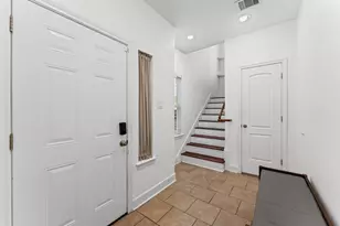 254 N Lenox St, Houston, TX 77011 - Photo 4