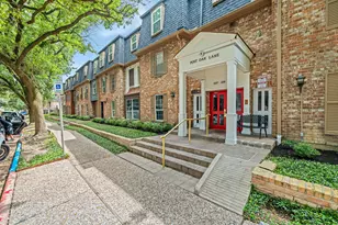 359 N Post Oak Ln, Houston, TX 77024 - Photo 2