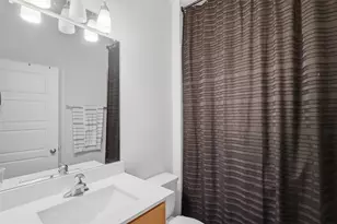 12912 Zivah Ln, Houston, TX 77048 - Photo 16