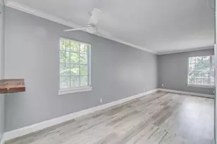 5208 Arboles Dr, Houston, TX 77035 - Photo 8