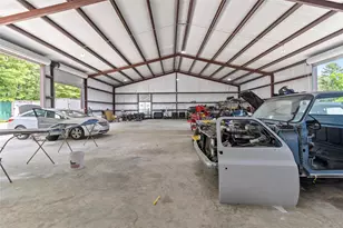 12827 Hwy 105 E, Conroe, TX 77306 - Photo 6