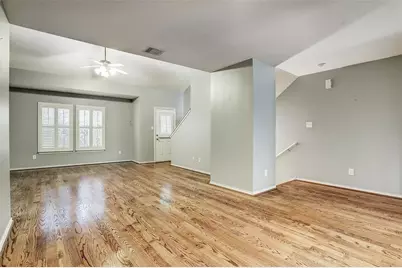 934 E Heights Hollow Lane, Houston, TX 77007 - Photo 6