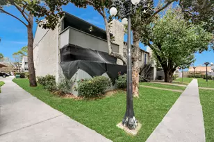 9700 Leawood Blvd, Houston, TX 77099 - Photo 36