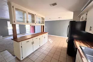 708 Myrtle St, Woodville, TX 75979 - Photo 16