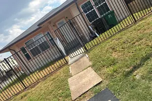 4620 Nichols St, Houston, TX 77020 - Photo 4