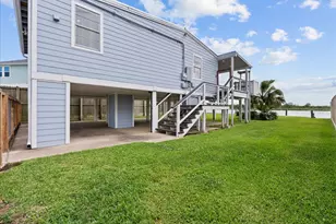 5030 Scenic Dr, Dickinson, TX 77539 - Photo 8
