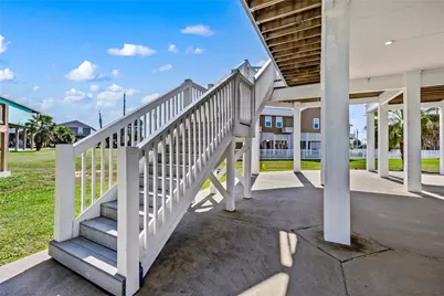 3910 Palmdale Court, Galveston, TX 77554 - Photo 10