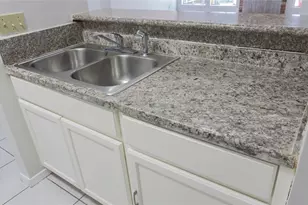 9102 Benthos Dr, Houston, TX 77083 - Photo 6