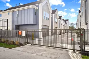 1013 Erin St, Houston, TX 77009 - Photo 20