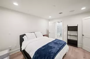 11518 Shadow Way, Houston, TX 77024 - Photo 38