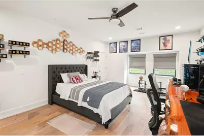11518 Shadow Way, Houston, TX 77024 - Photo 36