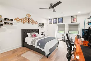 11518 Shadow Way, Houston, TX 77024 - Photo 36