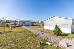 2752 Remmert Rd, Bellville, TX 77418 - Photo 4