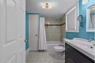 1310 Avenue N 1/2, Galveston, TX 77550 - Photo 16