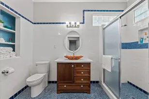 1310 Ave N 1/2, Galveston, TX 77550 - Photo 2