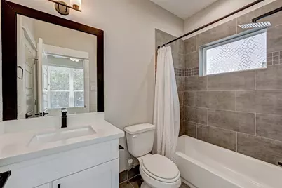 1302 W 24th Street, Houston, TX 77008 - Photo 10
