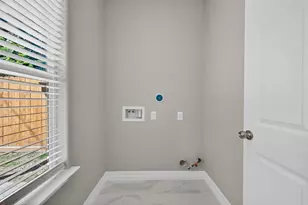 7832 Dewitt St, Houston, TX 77028 - Photo 16