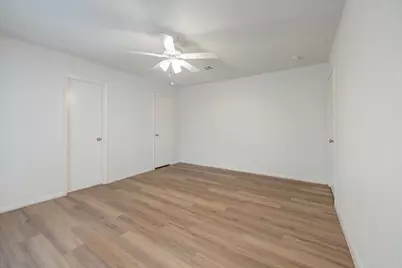 15710 Spring Forest Drive, Houston, TX 77059 - Photo 20