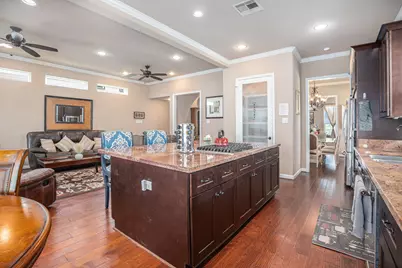 1333 N Meyer Avenue, Seabrook, TX 77586 - Photo 14