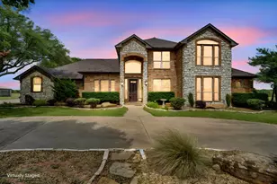 241 Cody Rd, Ennis, TX 75119 - Photo 2