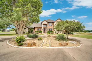 241 Cody Rd, Ennis, TX 75119 - Photo 4
